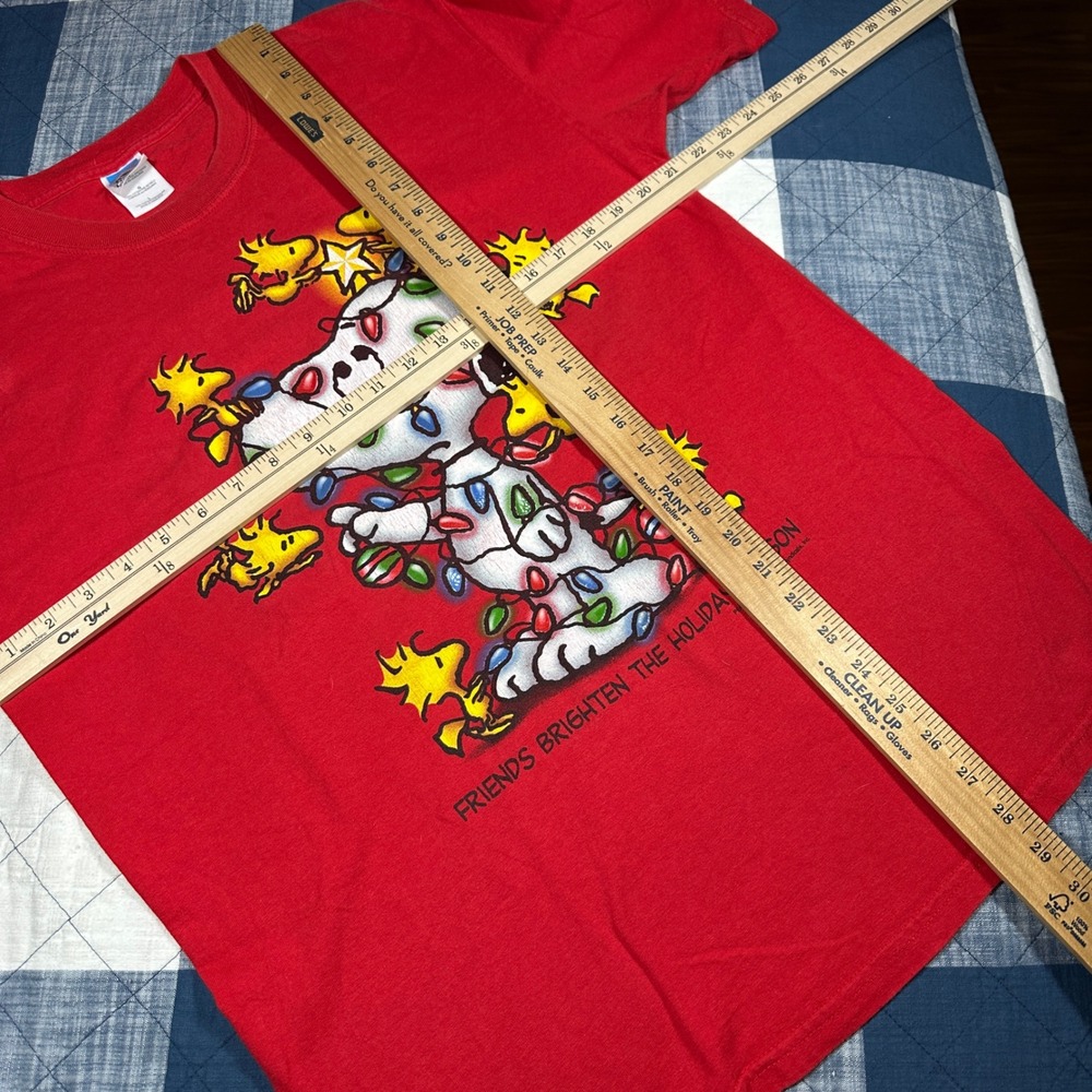Vintage T-Shirt Peanuts Mens L Red Snoopy Woodstock Christmas Graphic Excellent - Picture 4 of 4